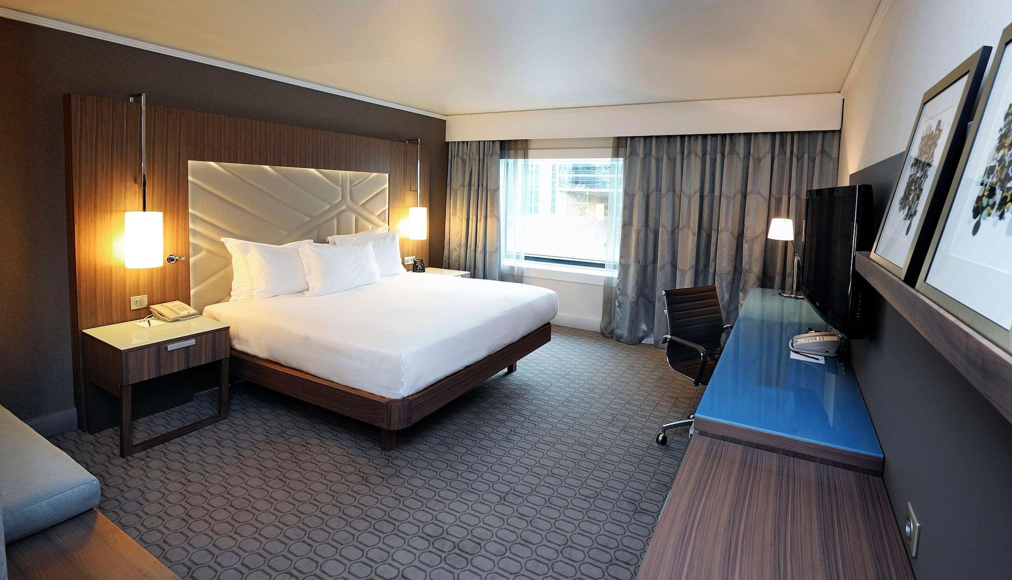 Hilton Paris La Defense Hotel Puteaux Ruang foto