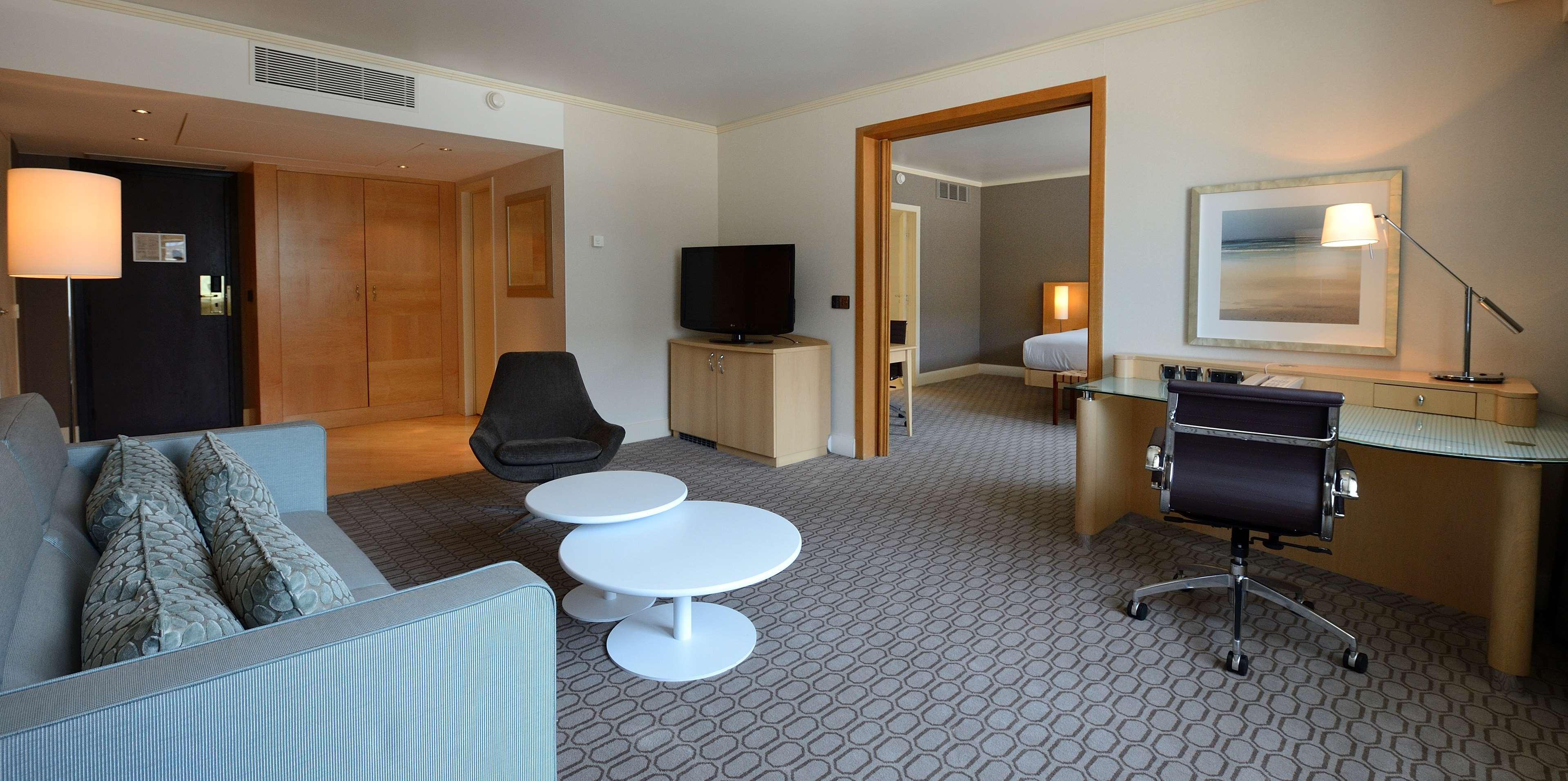 Hilton Paris La Defense Hotel Puteaux Ruang foto