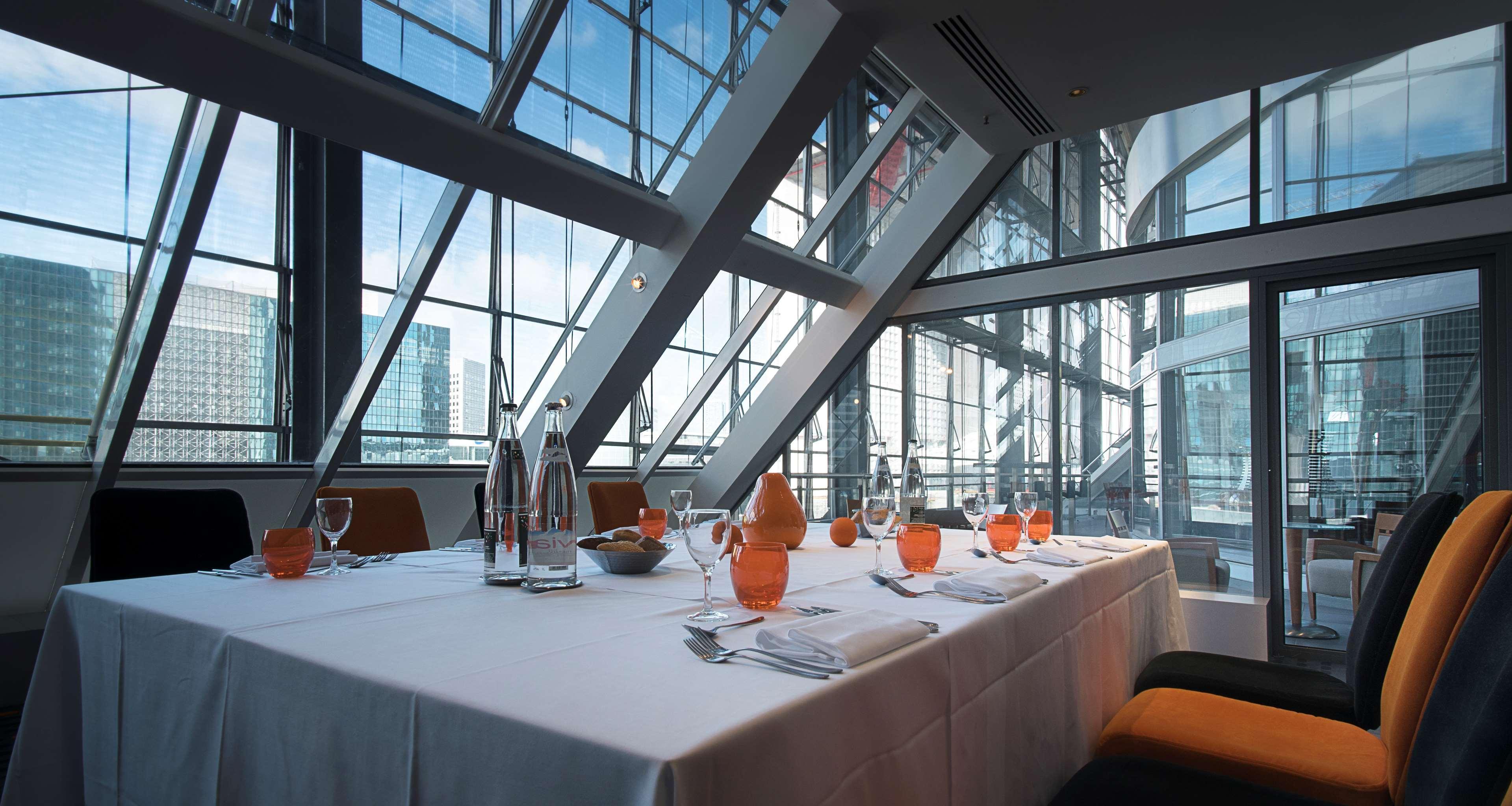 Hilton Paris La Defense Hotel Puteaux Bagian luar foto