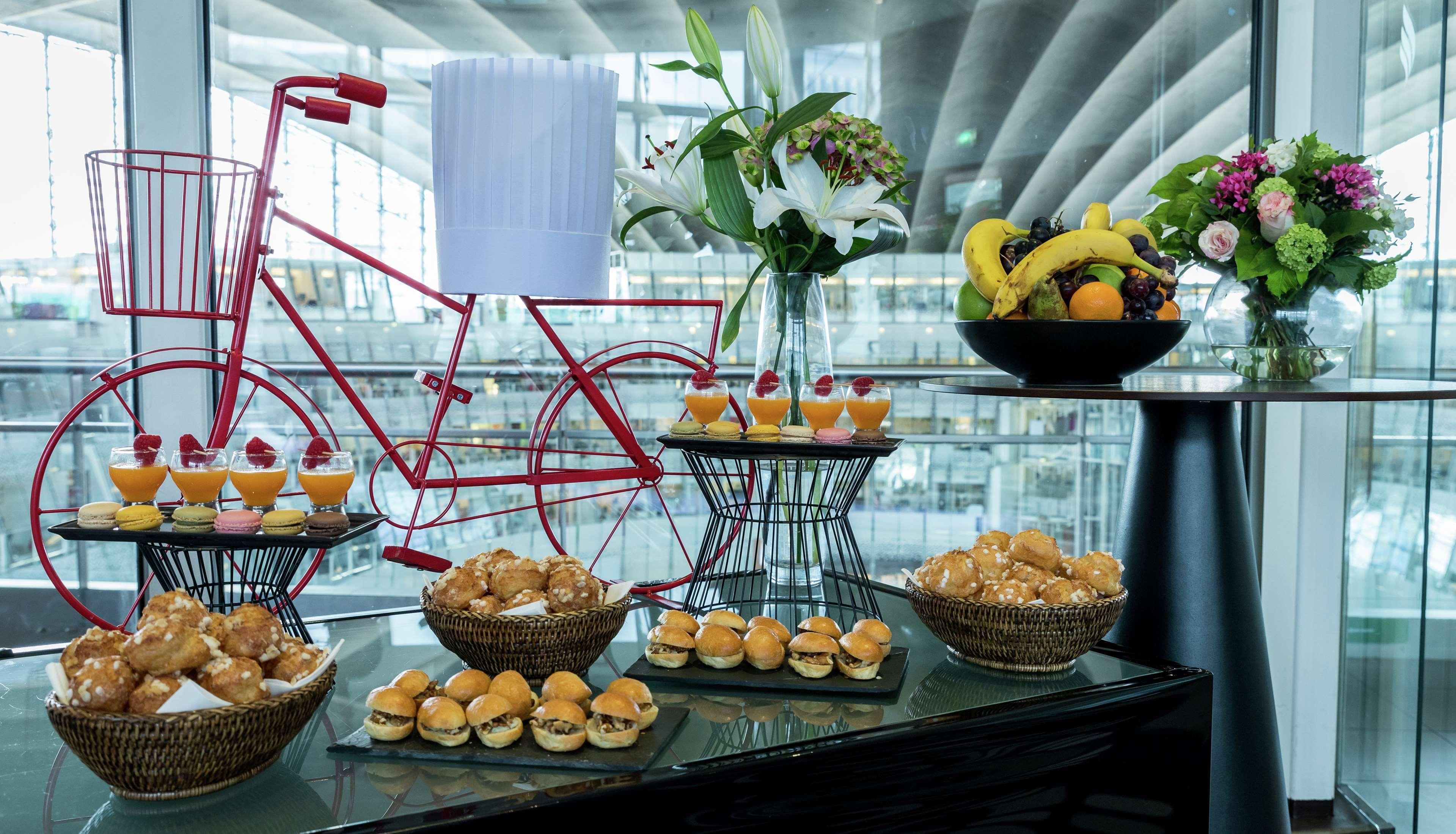 Hilton Paris La Defense Hotel Puteaux Bagian luar foto